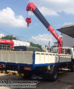 Alternative view of Xe cẩu Thaco Ollin 700C lắp cẩu Unic (mới)
