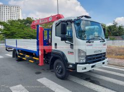 Xe cẩu ISUZU FRR650 lắp cẩu Unic URV374 chân tú cao nâng đầu (Mẫu MỚI)