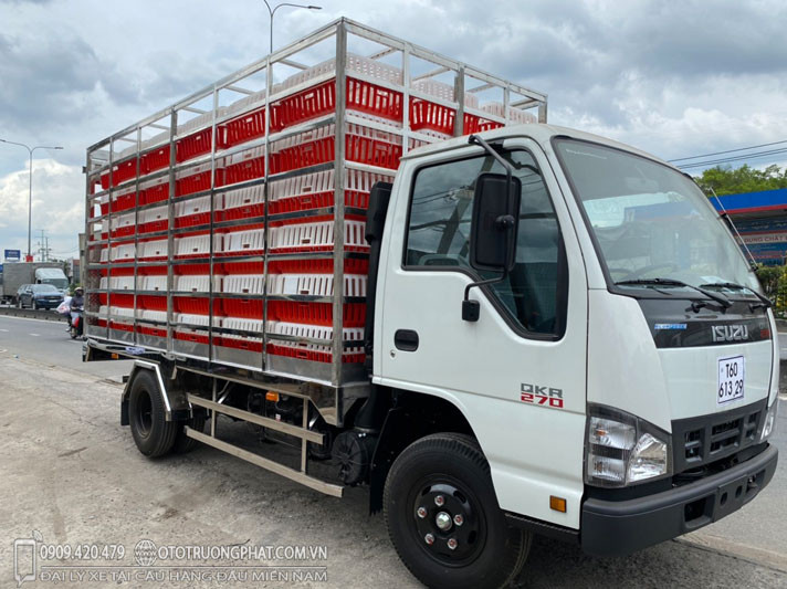 Xe tải Isuzu QKR 270  29 tấn thùng mui bạt  0966667534