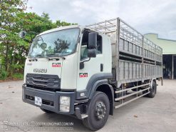 Xe tải ISUZU FVR34SE4 6.35 TẤN thùng chở gia súc