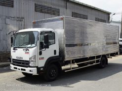 Xe tải ISUZU FRR90NE4 6 Tấn thùng kín Mới
