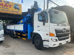 Xe cẩu Hino FM8JW7A-U 3 chân 2 cầu thật Thùng 8.1m Gắn cẩu Dongyang SS2037(8 tấn 7 khúc) - MỚI