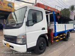 Xe tải cẩu Fuso gắn cẩu Unic A370 tổng tải 6.5 tấn Đời 2016