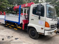 Xe tải Hino FC gắn cẩu Unic 340 4 khúc - Xe Đời 2017