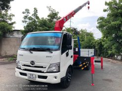 Xe cẩu Hino XZU730L 3.5 Tấn gắn cẩu Unic 340 4 khúc - Xe đời 2021 lướt