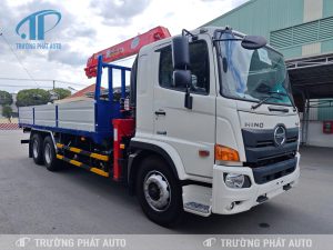 Xe cẩu Hino FL8JT8A - Euro5 gắn cẩu Unic URV554K-TH (5 tấn 4 khúc) Mẫu Mới