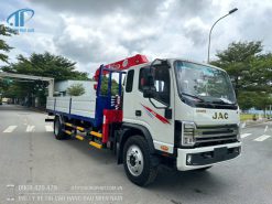 Xe tải cẩu Jac N900 PLUS E5 lắp cẩu Unic URV374 (3 tấn 4 khúc)