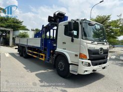 Xe cẩu Hino FM8JW8A 3 chân 2 cầu thật Thùng 8.1m Gắn cẩu Dongyang SS2037(8 tấn 7 khúc) - MỚI