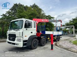 Xe tải cẩu HUYNDAI HD320 4 chân Euro5 gắn cẩu UNIC URV805YK-CNB